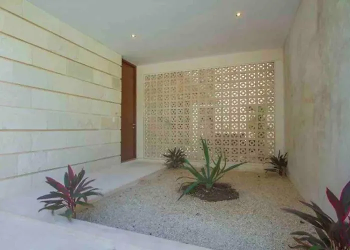 Beautiful & Mareas Gym Pool *